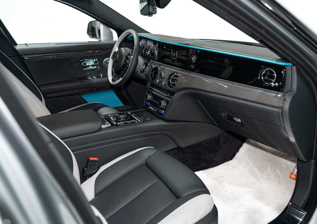 Rolls-Royce Ghost VERY LOW MILEAGE | 2024 ROLLS ROYE GHOST | BLACK BADGE | STARLIGHT | REAR TVS | | CARBON RIMS