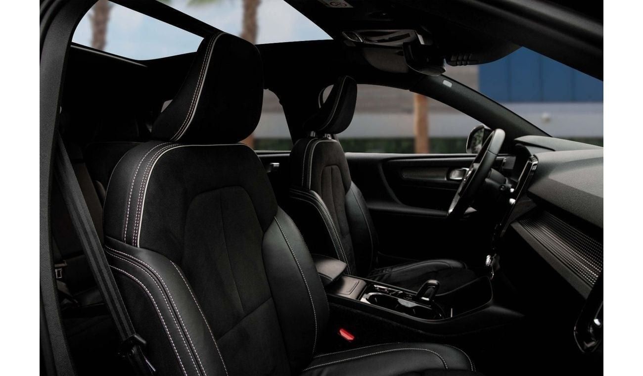 Volvo XC40 T4 R Design  | 2,565 P.M  | 0% Downpayment | Agency Serviced!