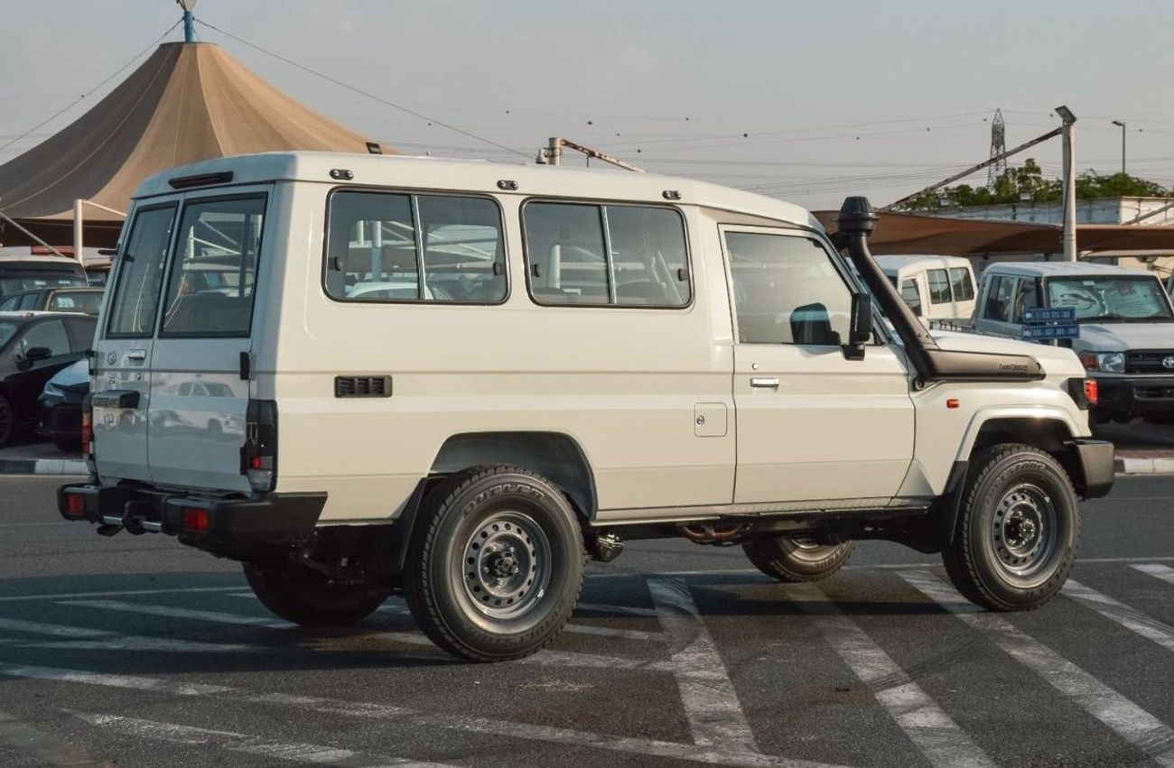Toyota Land Cruiser 70 TOYOTA LAND CRUISER 78 SERIES 4.0L 4WD SUV 2024 | POWER STEERING | POWER WINDOWS | STEEL WHEELS | AM