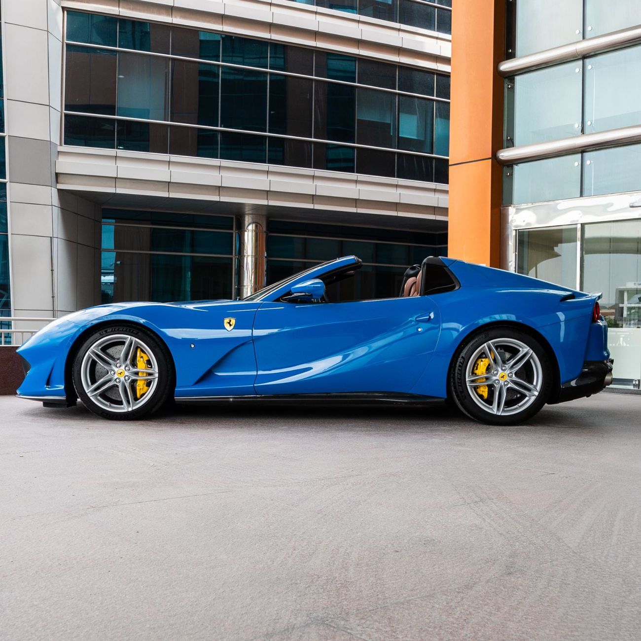 فيراري 812 GTS 2022 FERRARI 812 GTS DONE ONLY 2300KM