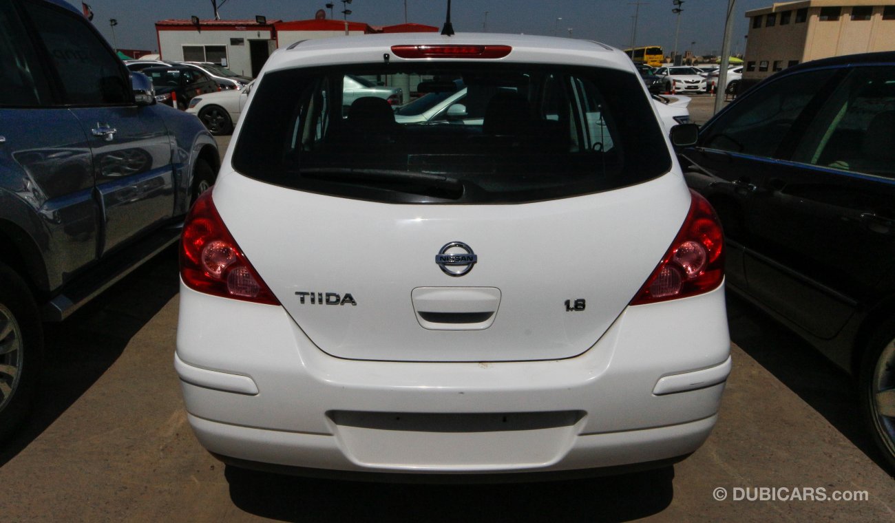 Nissan Tiida