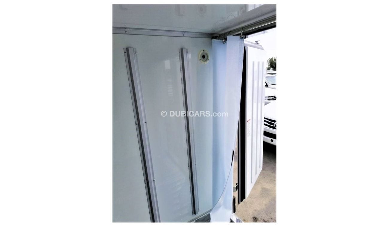 Kia K3000 FRIDGE