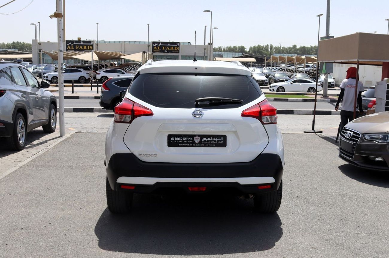 Nissan Kicks SV ACCIDENTS FREE - GCC - FULL OPTION - ENGINE 1600 CC - PERFECT CONDITION INSIDE OUT