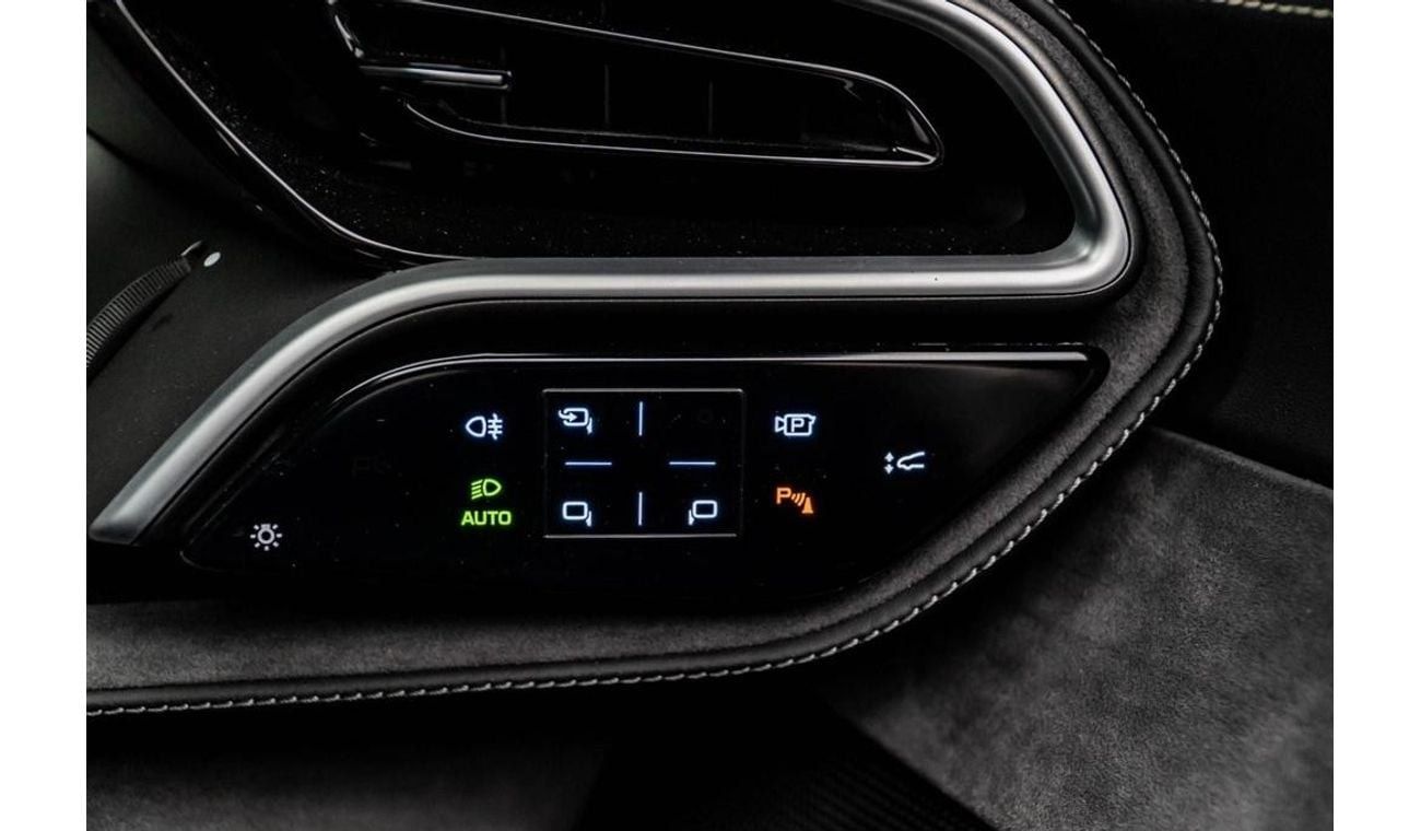 فيراري 296 GTS 3.0T V6 Spider F1 DCT RIGHT HAND DRIVE