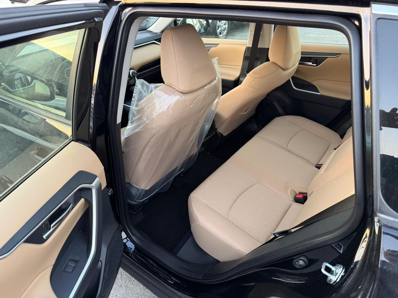 Toyota RAV4 2025 Toyota Rav 4 2.5L (4WD) LE GCC spec