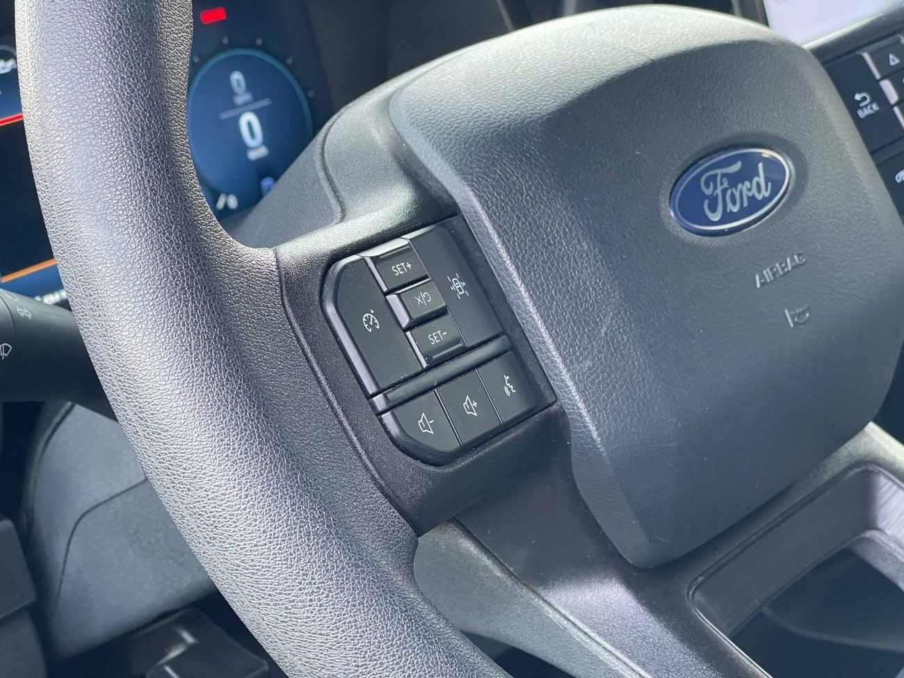 Ford F-150 XLT 3.5L (5 Seater) STX / V6 TT / ORIGINAL PAINT / RADAR / LINE ASSIST / ELECTRONIC CLUSTER / BIG SC