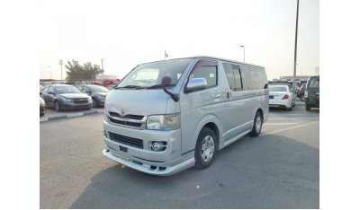 تويوتا هاياس TOYOTA HIACE VAN RIGHT HAND DRIVE(PM12342)