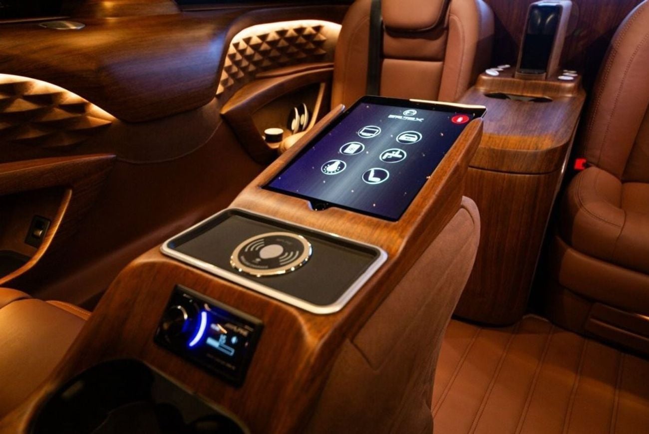 Mercedes Benz V300 AVANTGARDE ERTEX LUXURY DESIGN - 35TH YEAR GEOMETRIC DESIGN