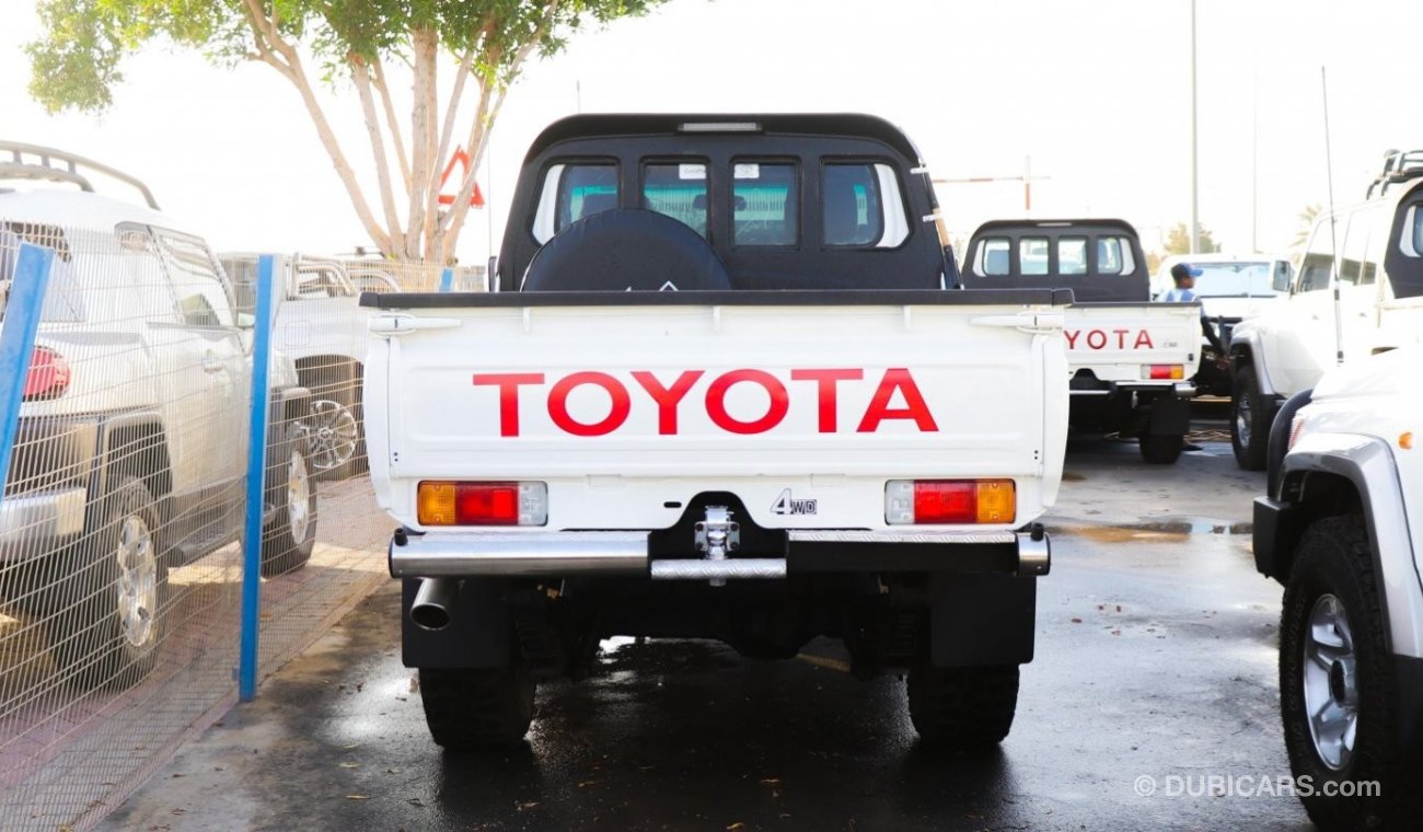 Toyota Land Cruiser Pick Up Diesel Right Hand Drive clean car