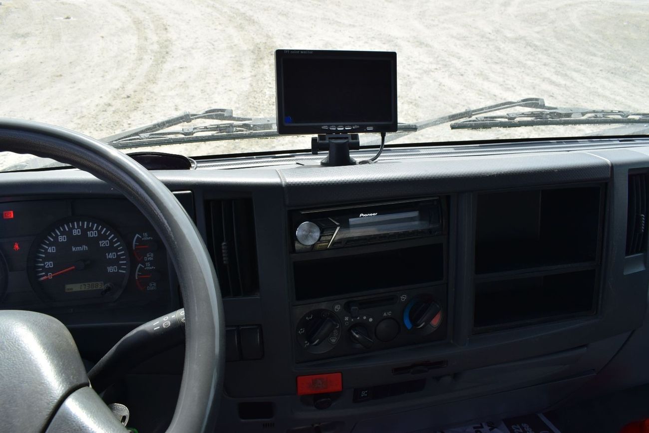 Isuzu FVR Isuzu FVR water tanker, model:2017. Excellent condition