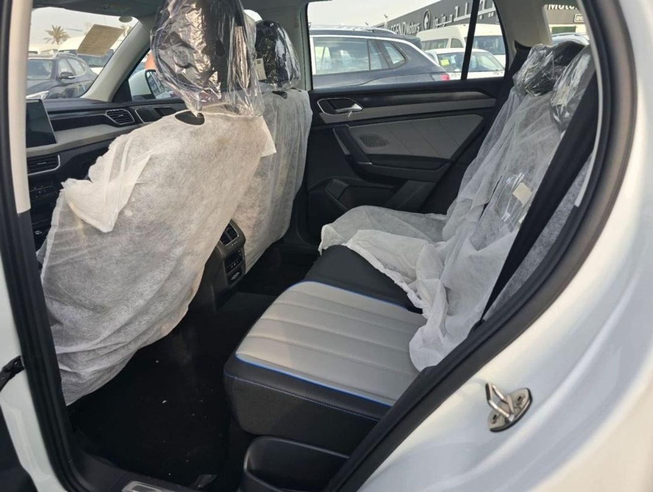 Volkswagen Tiguan VW TAYRON 1.4L HYBRID FULL OPTION 2024