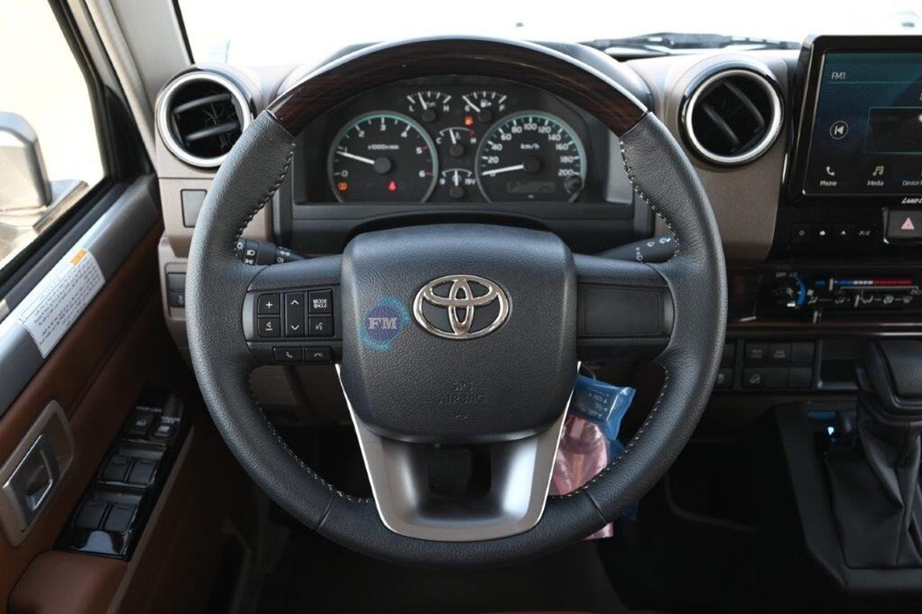 Toyota Land Cruiser Pick Up 79 Double Cab 2.8L Diesel (full Option)