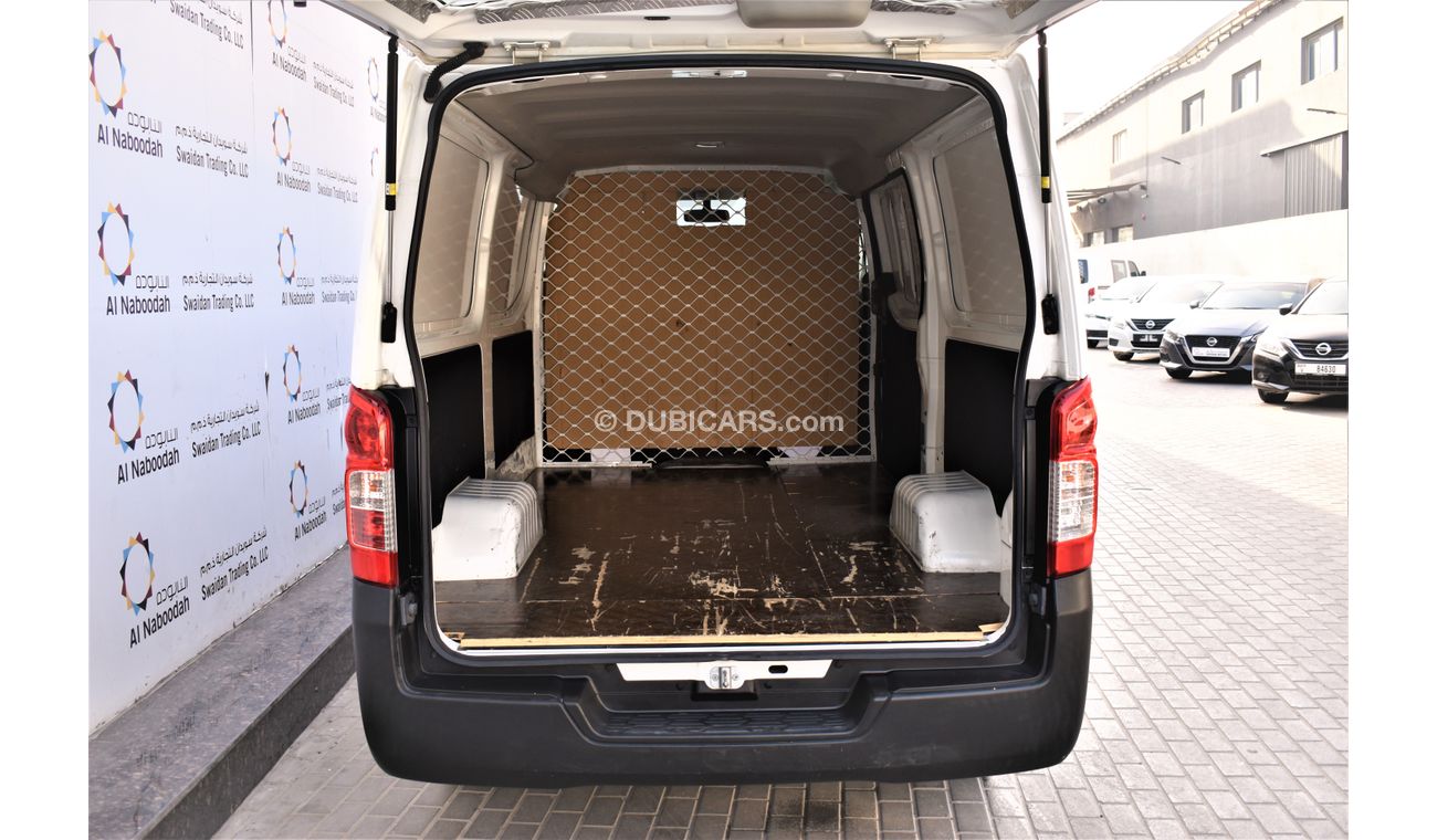 Nissan Urvan AED 1330 PM | 2.5L M/T NV-350 3-STR GCC WARRANTY