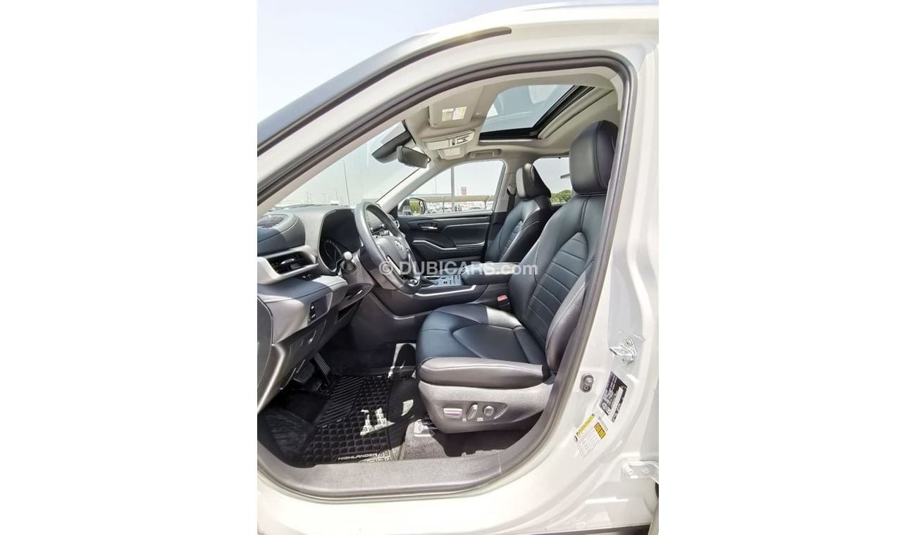 Toyota Highlander Toyota Highlander XLE-2021-White