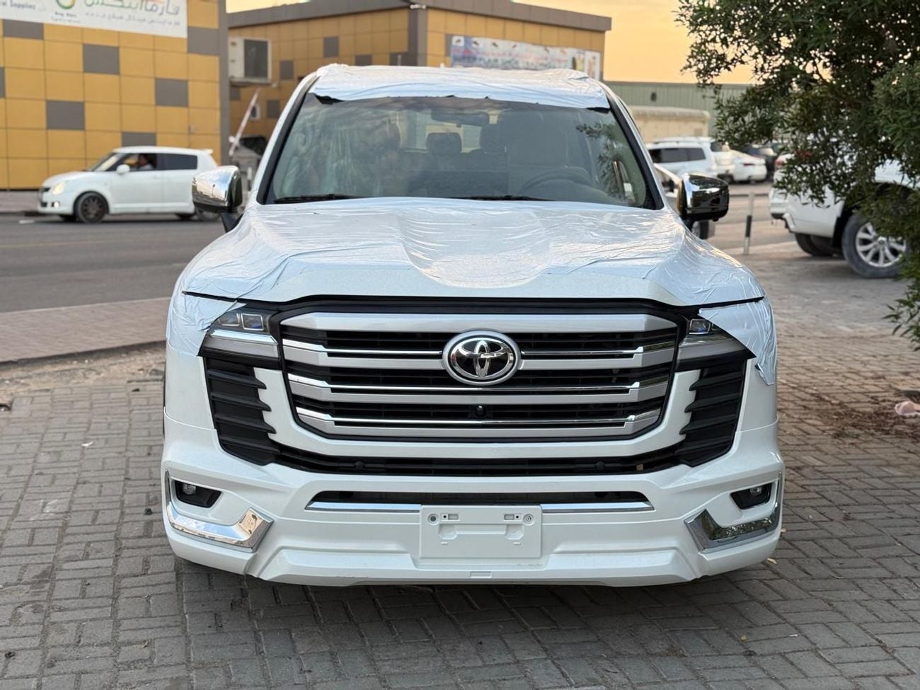 تويوتا لاند كروزر GXR 4.6L