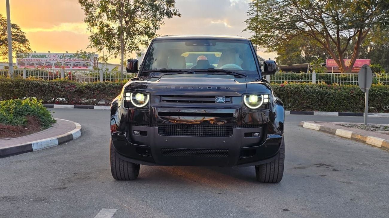 Land Rover Defender land Rover Defender P400 V6 GCC - 2026