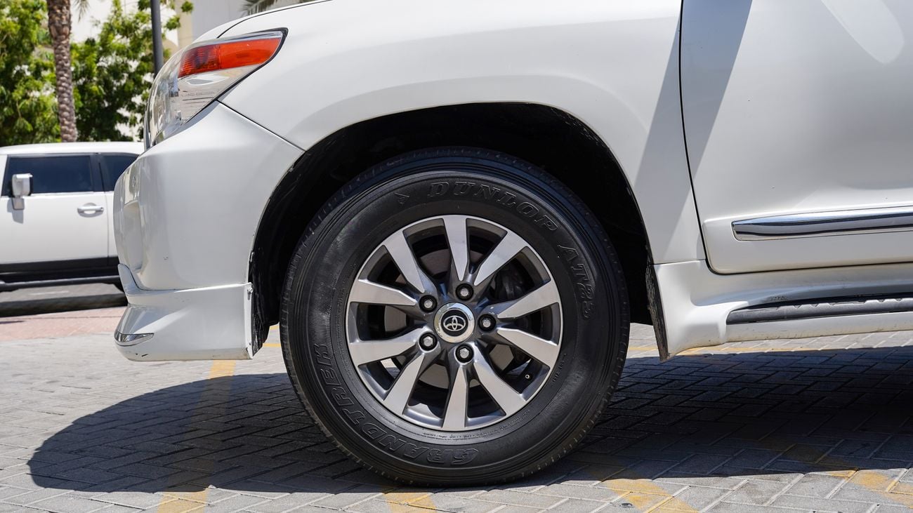 Toyota Land Cruiser GXR