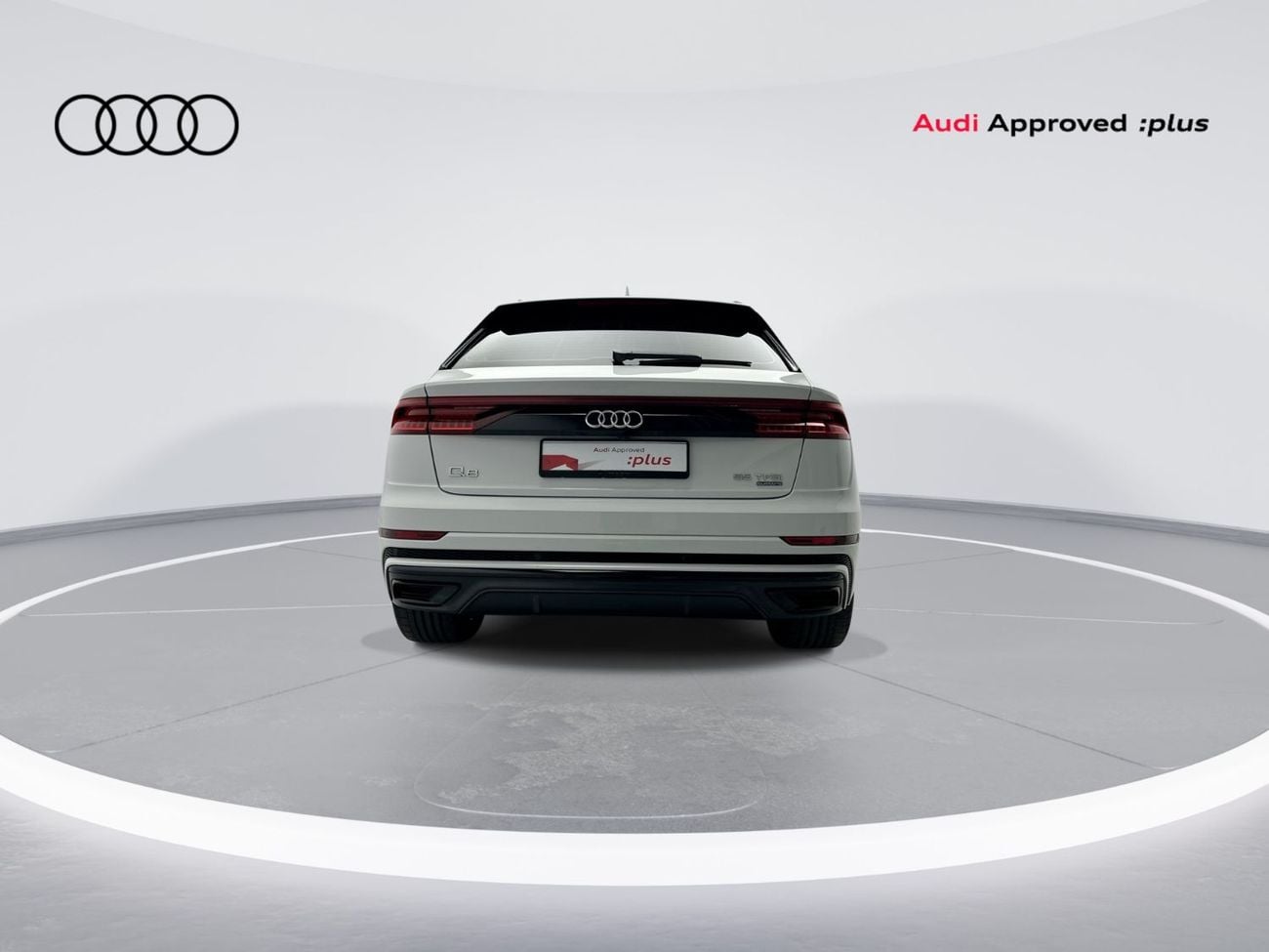 أودي Q8 55 TFSI quattro (340 HP) Luxury (Ref# 07009)