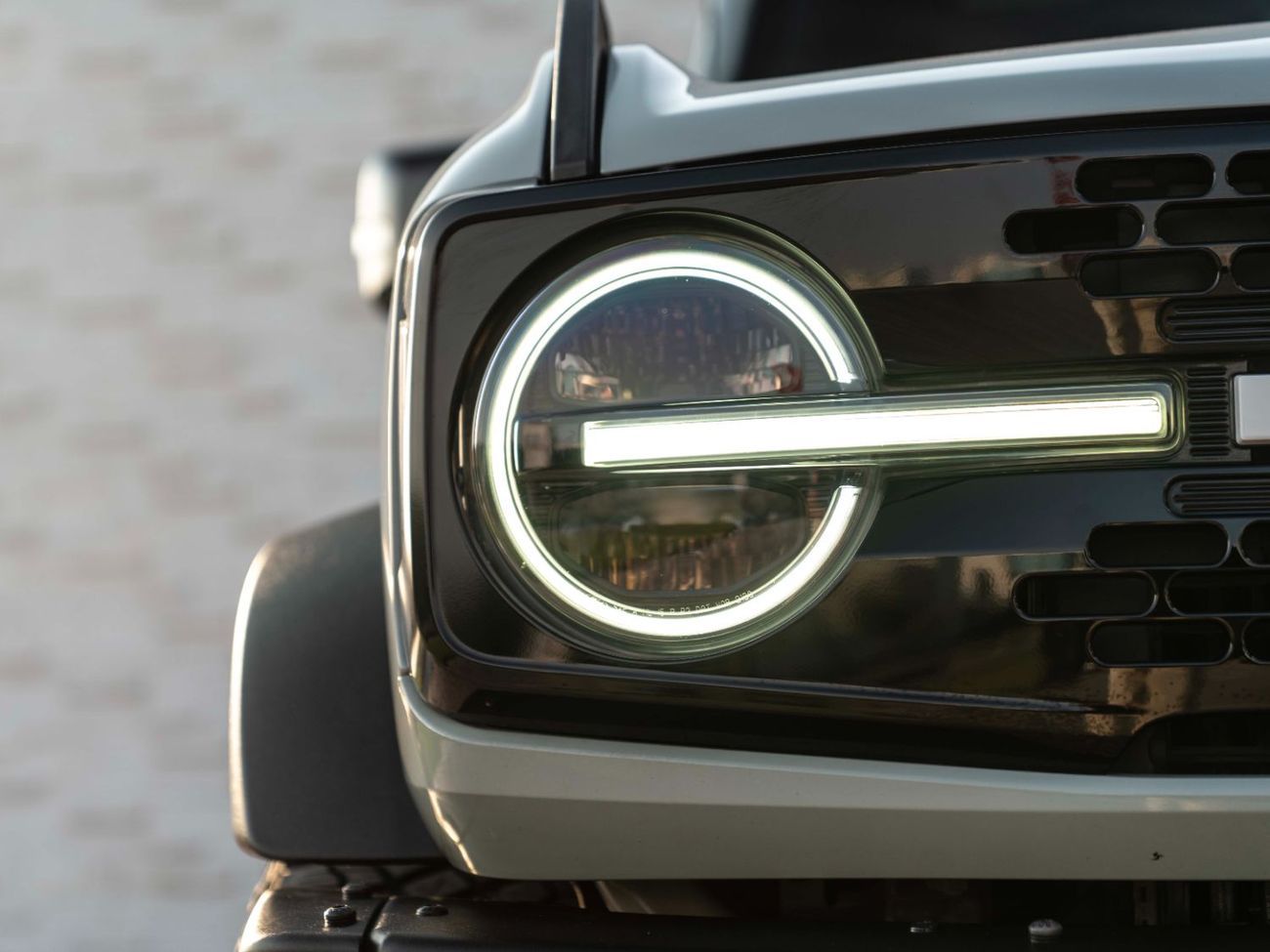 Ford Bronco Wildtrak 2.7L (5 Seater)