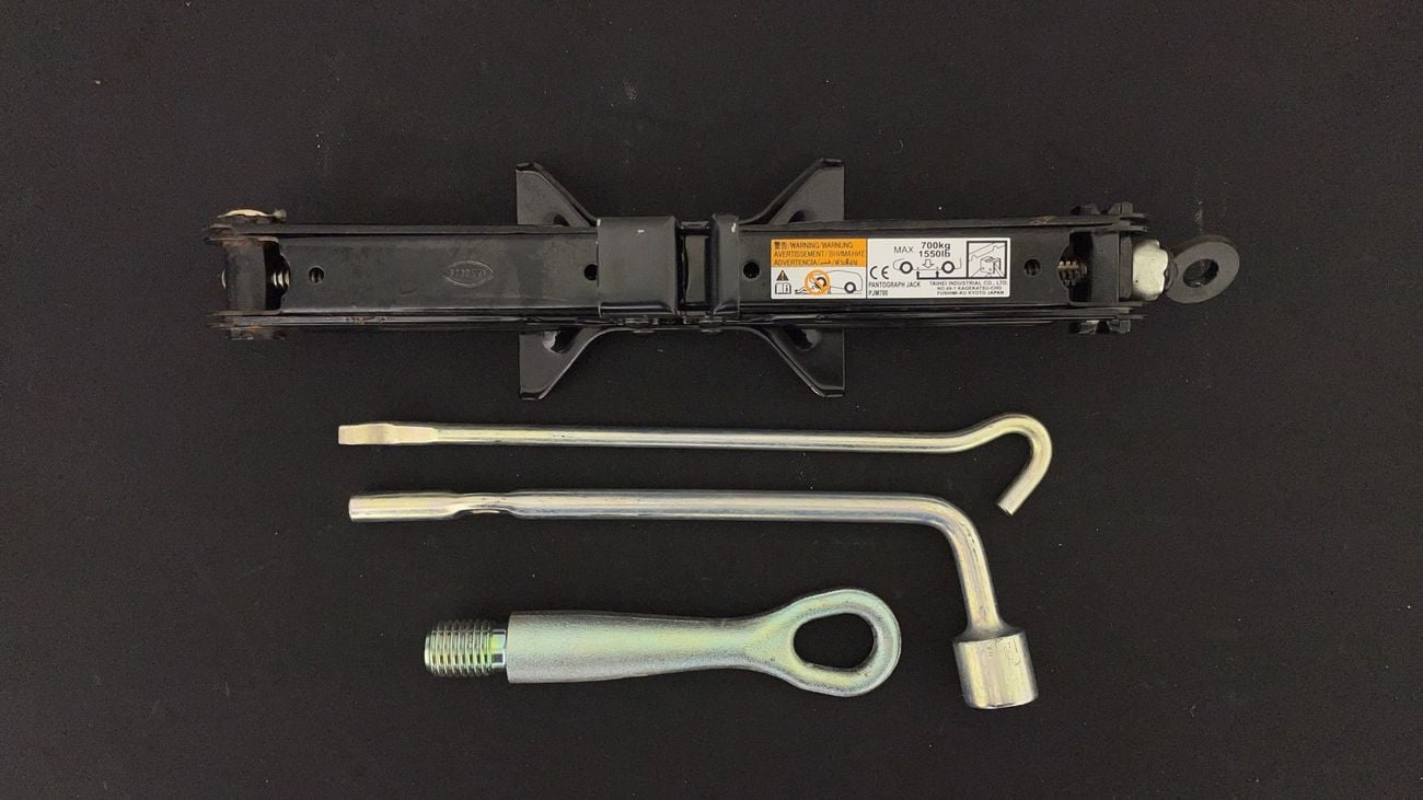 ميتسوبيشي اتراج GLX HIGHLINE 1.2 | بدون دفعة مقدمة | اختبار القيادة في المنزل