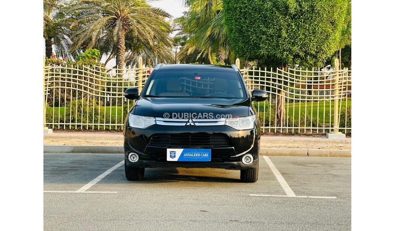 Mitsubishi Outlander 710 PM || OUTLANDER GLS  2.4L V4 4WD || 0%DP || GCC || PRISTINE CONDITION