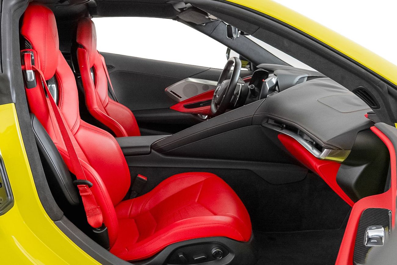 Chevrolet Corvette 2LT 6.2L (490 HP) Coupe