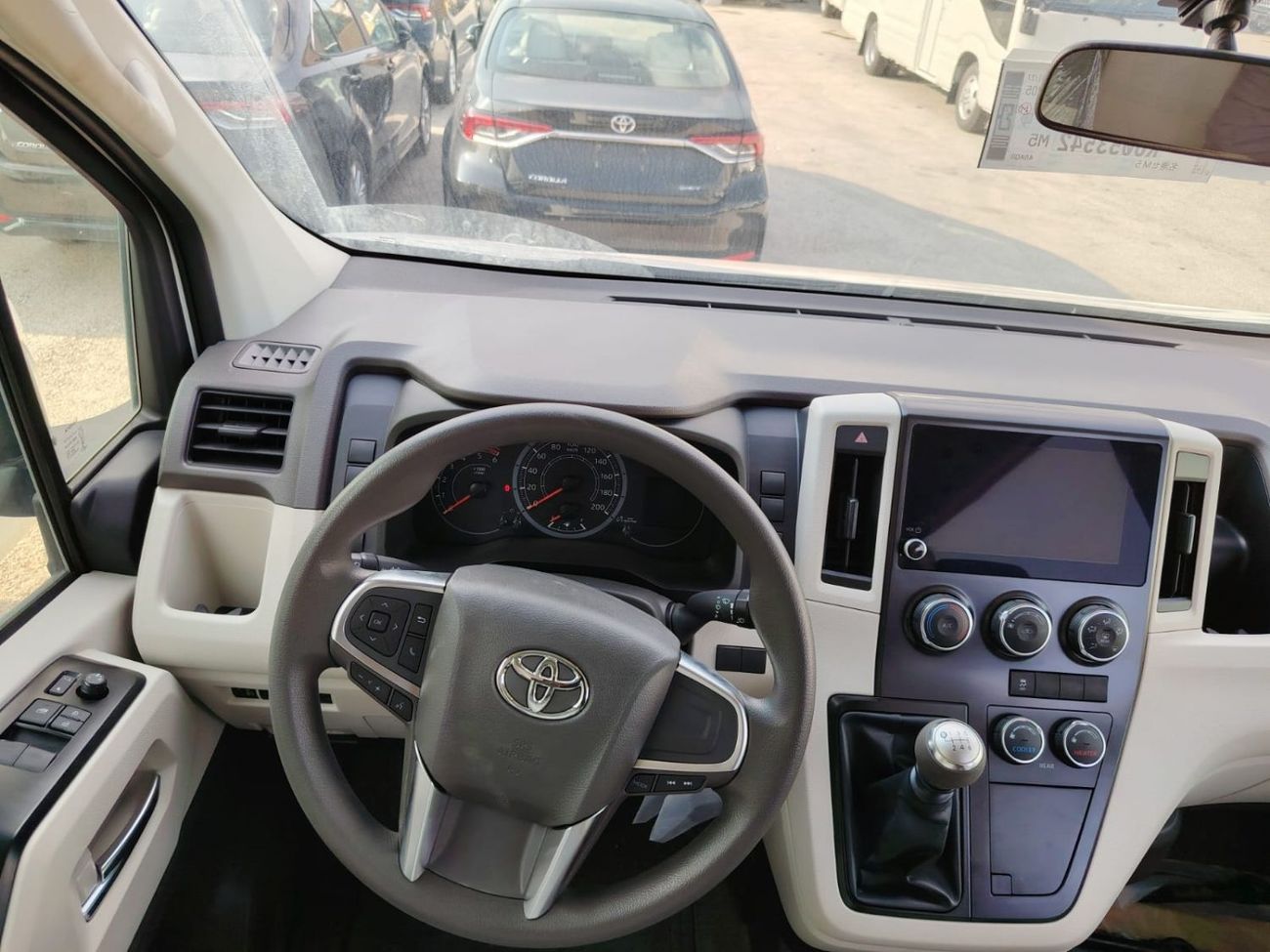 Toyota Hiace TOYOTA HIACE 2.8L DIESEL GL-GRADE MY2026