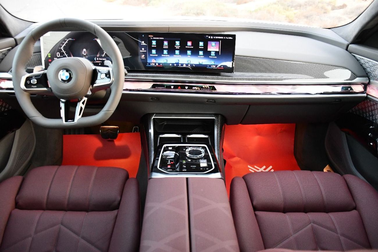 بي أم دبليو 735i BMW 735I  M KIT 2026  GCC