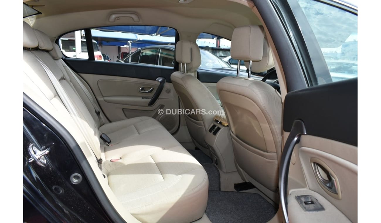 Renault Safrane Renault Safrane 2011 gcc