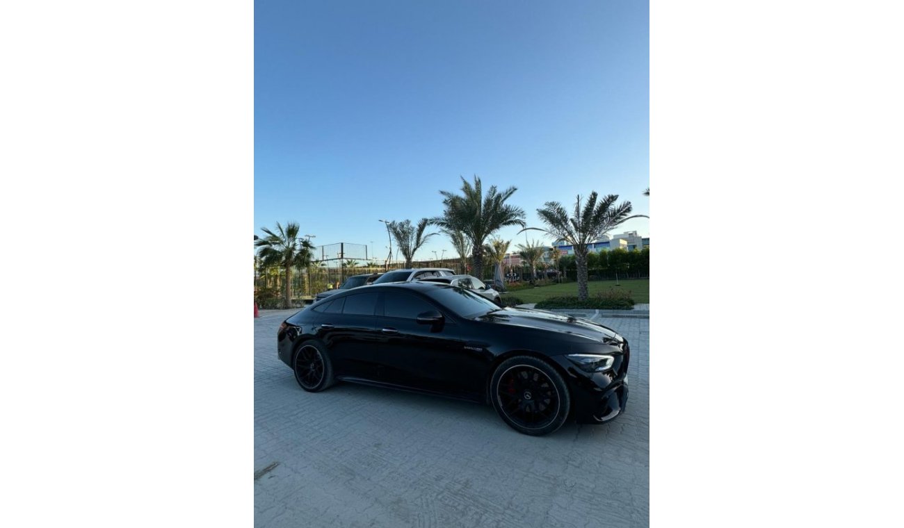 Mercedes-Benz GT63S 4MATIC+