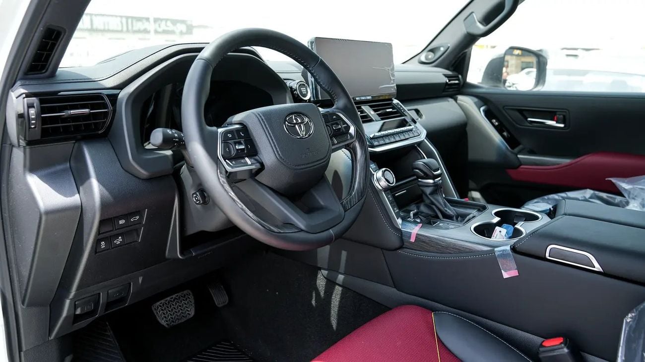 تويوتا لاند كروزر VXR 3.3L DIESEL GCC Specs