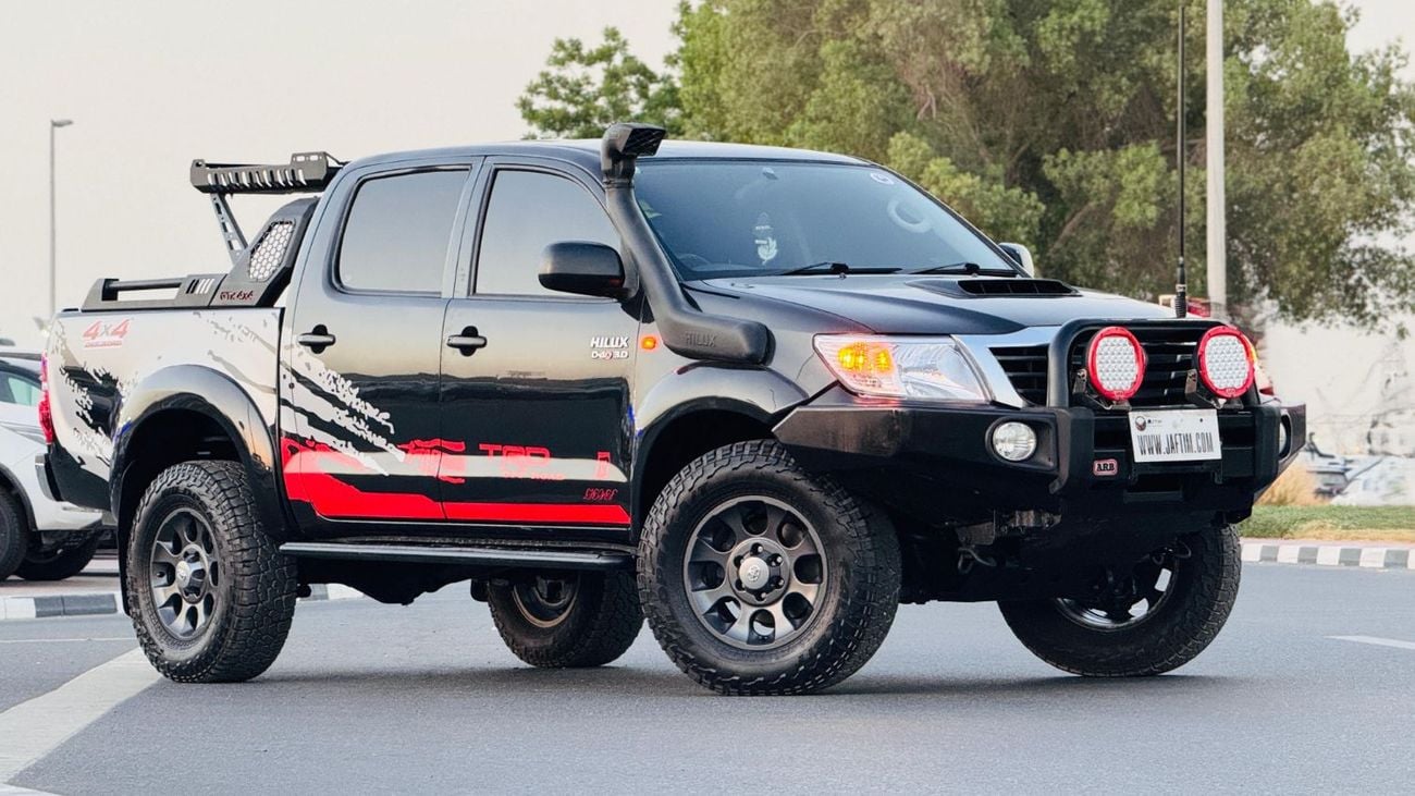 تويوتا هيلوكس DOUBLE CABIN | 2014 | 3000CC DIESEL ENGINE | 4WD | RHD | AUTOMATIC TRANSMISSION