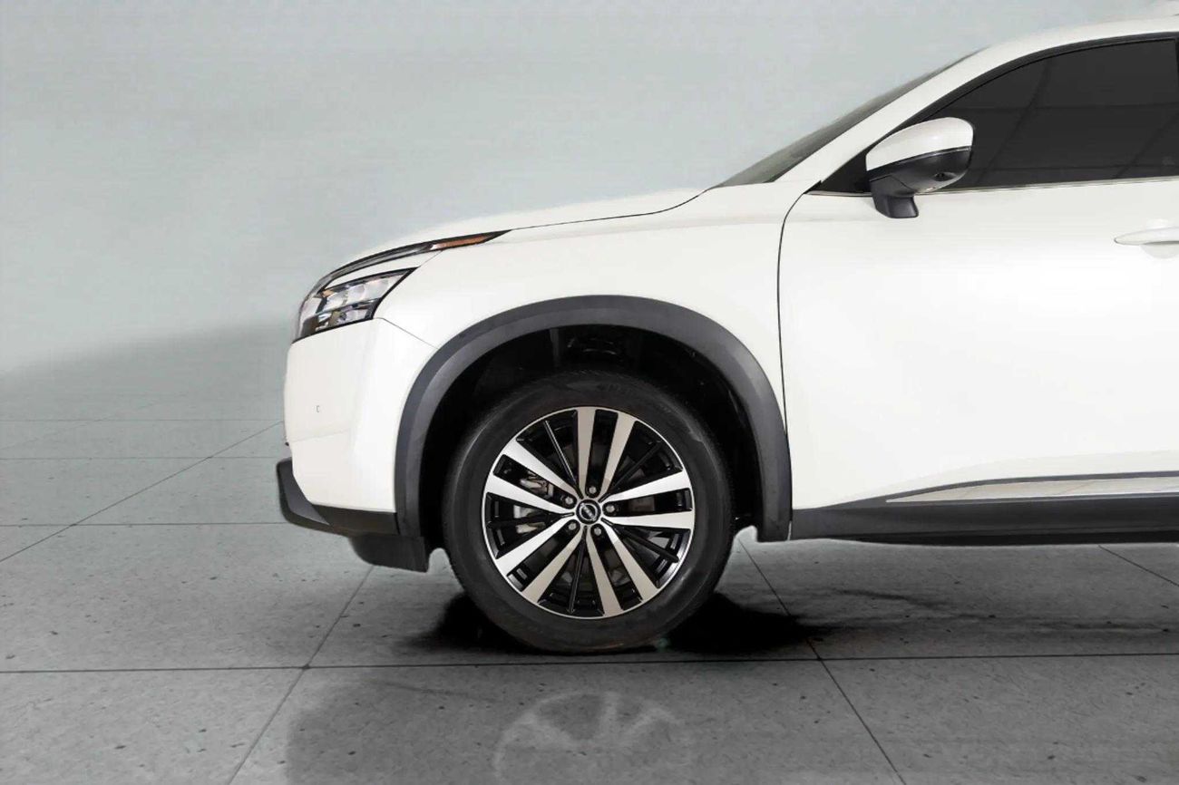 Nissan Pathfinder SL 3.5L (260 HP) 4WD SL 3.5