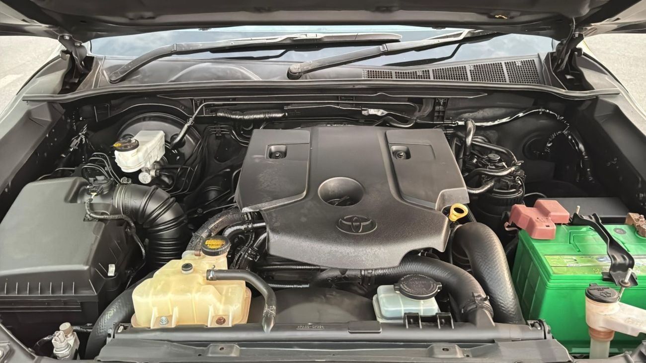 Toyota Hilux MODIFIED TO 2023 MODEL | DOUBLE CABIN | DIESEL ENGINE | 2.8L | AUTOMATIC TRANSMISSION | 2016