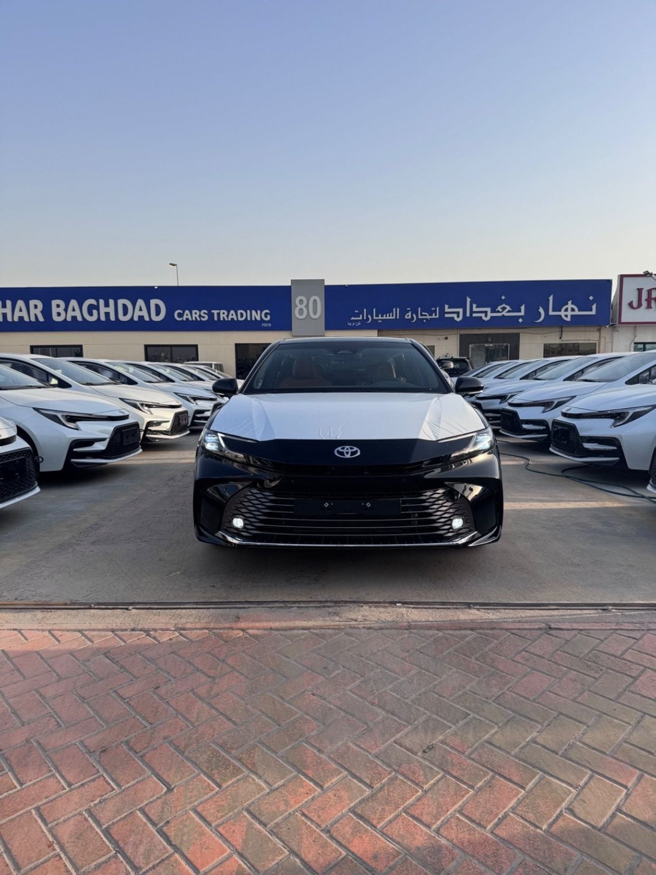 Toyota Camry LIMITED HEV