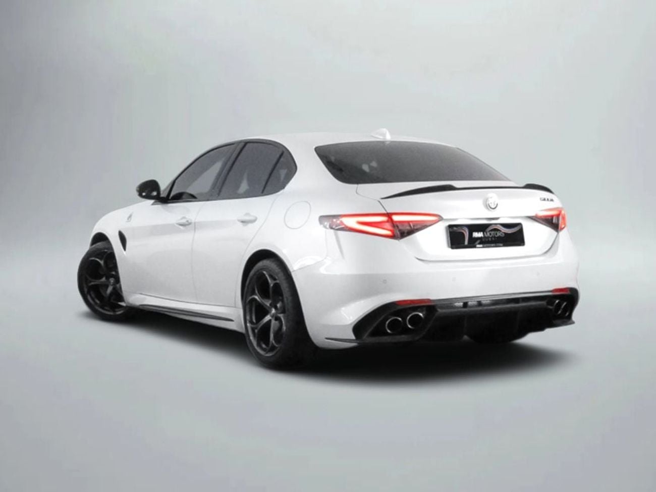 ألفا روميو جوليا Quadrifoglio 2.9L (505 HP)