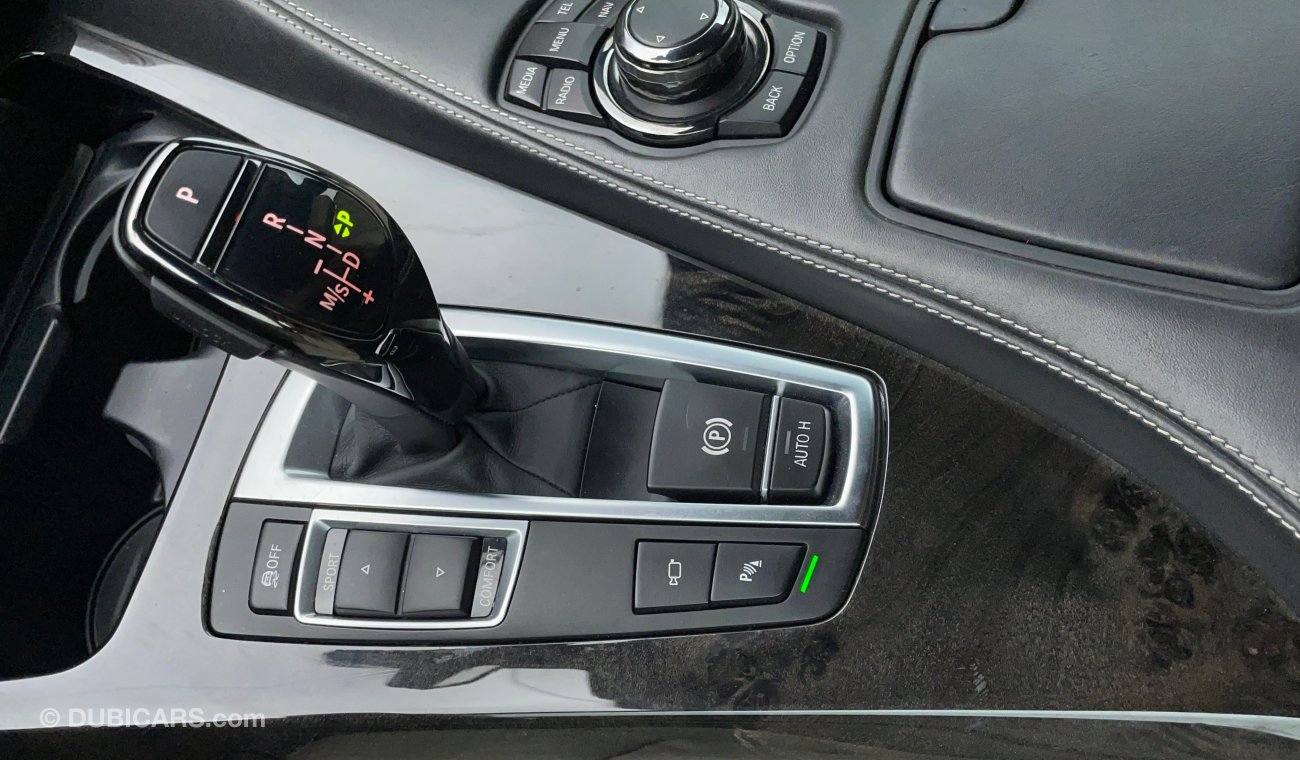 بي أم دبليو 650i 650i 4400