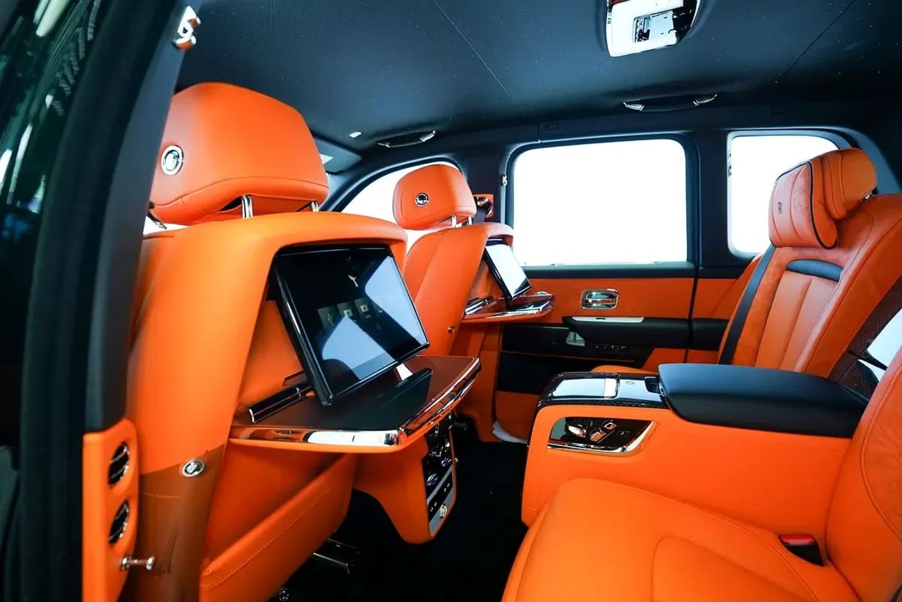 Rolls Royce Cullinan BLACK BADGE