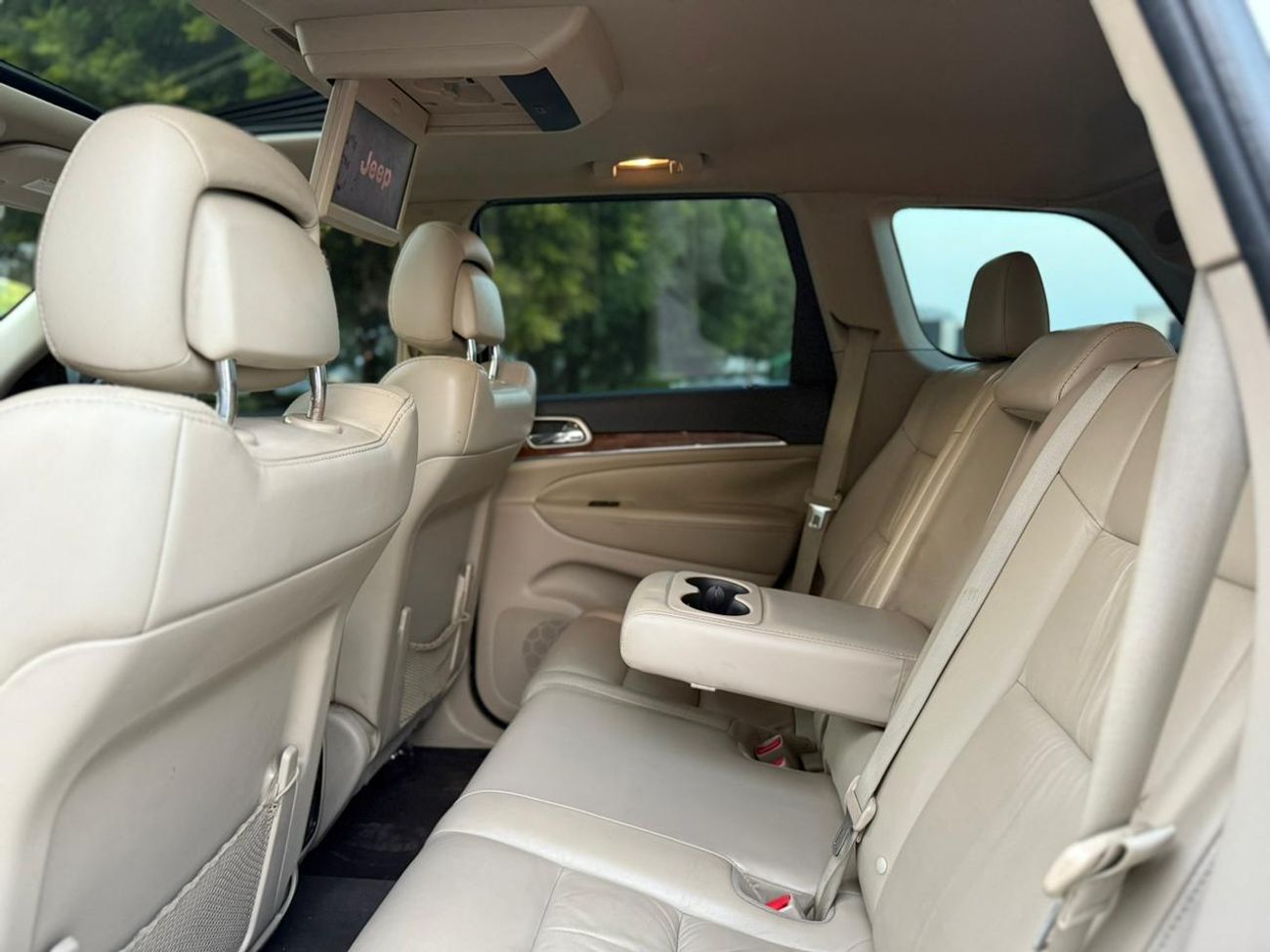 جيب جراند شيروكي Limited 3.6L