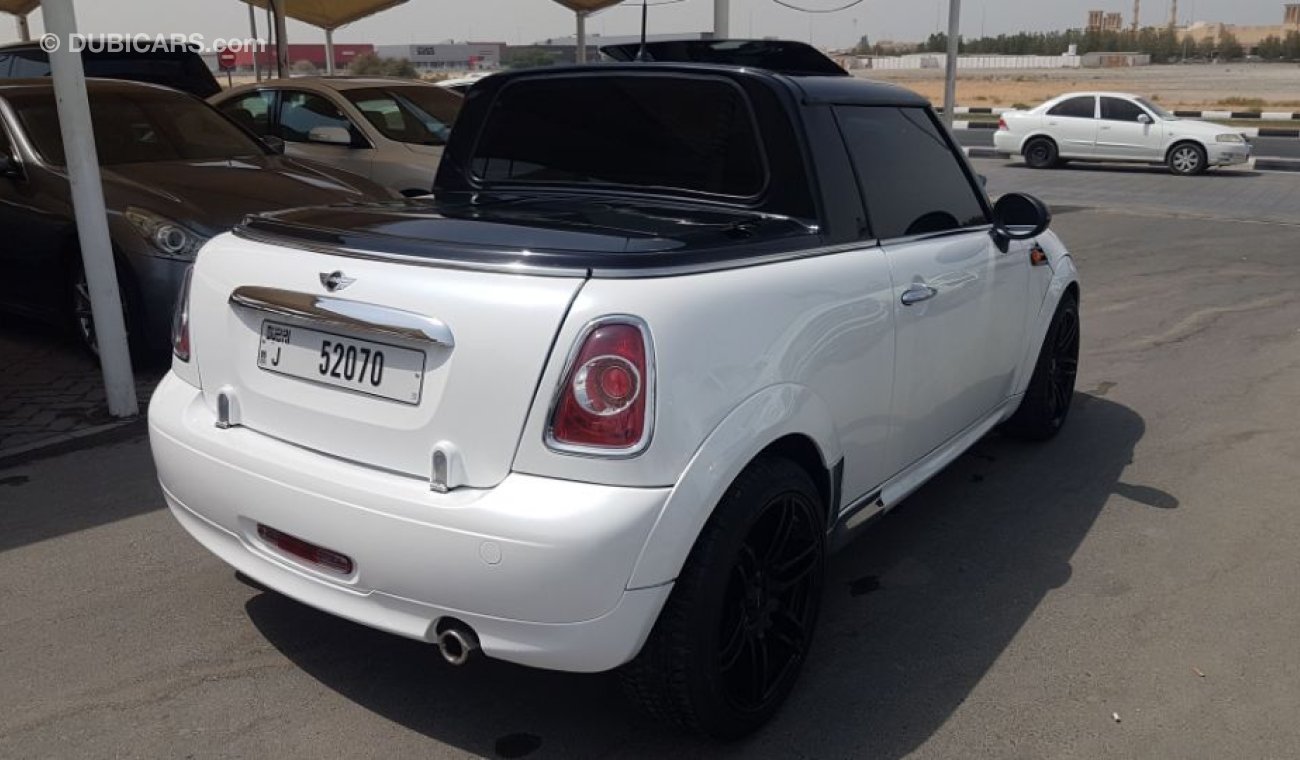 Mini Cooper Coupé 2013 GCC in excellent condition