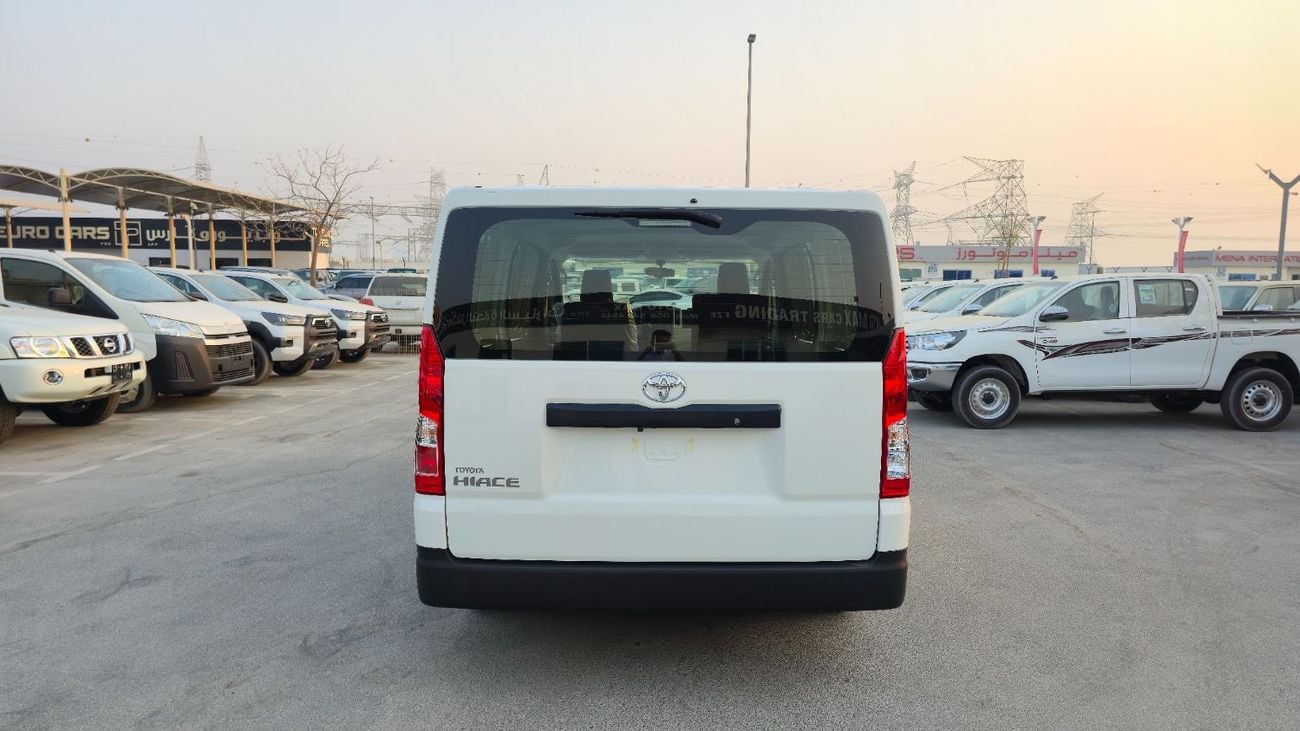 Toyota Hiace TOYOTA HIACE CARGO 3.5L AT MODEL YEAR 2026 COLOR WHITE