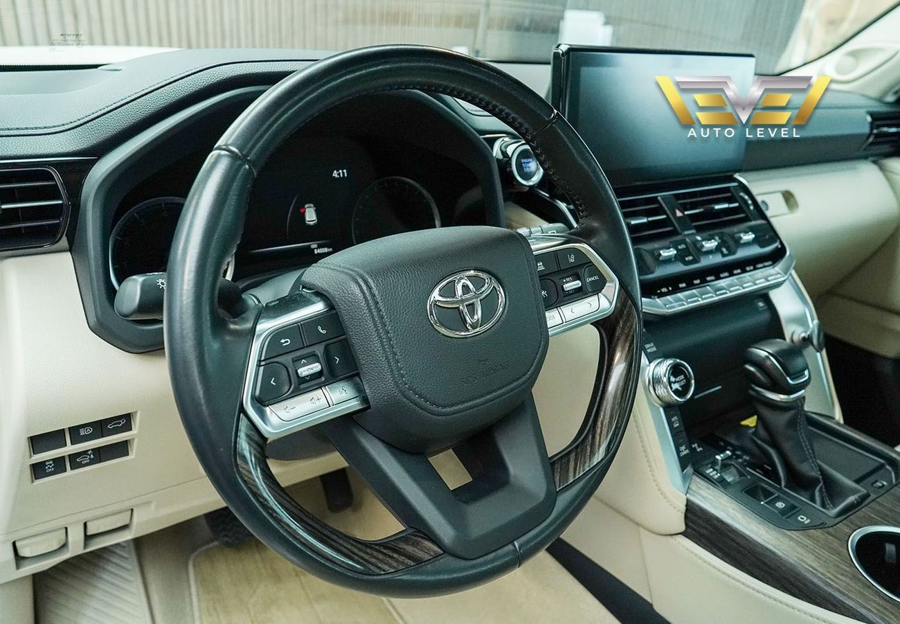 Toyota Land Cruiser VXR 3.5L TOYOTA LAND CRUISER 2022 - AL FUTTAIM WARRANTY