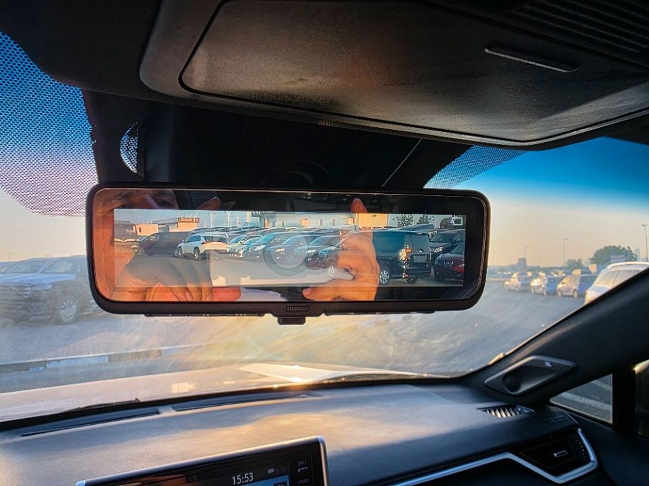 Toyota RAV4 2019 Model XSE hybrid engine Paranomic and two cameras