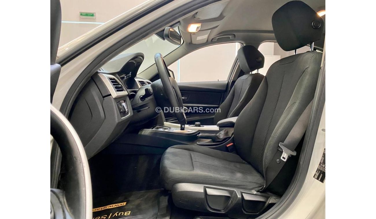 بي أم دبليو 320 2015 BMW 320i, Warranty, Service History, Low KMs, GCC