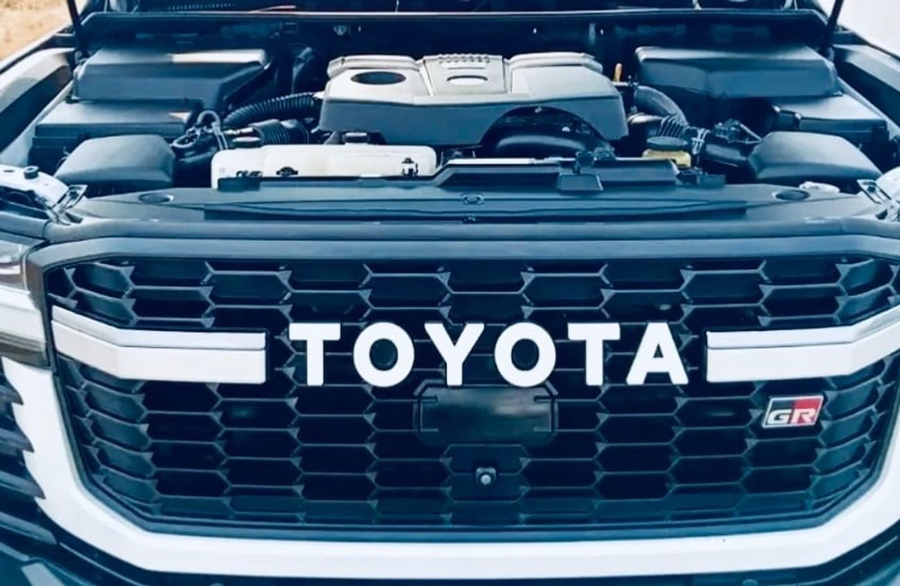 Toyota Land Cruiser GR SPORT