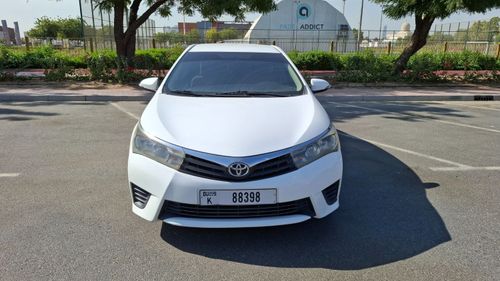 تويوتا كورولا SE 1.6L