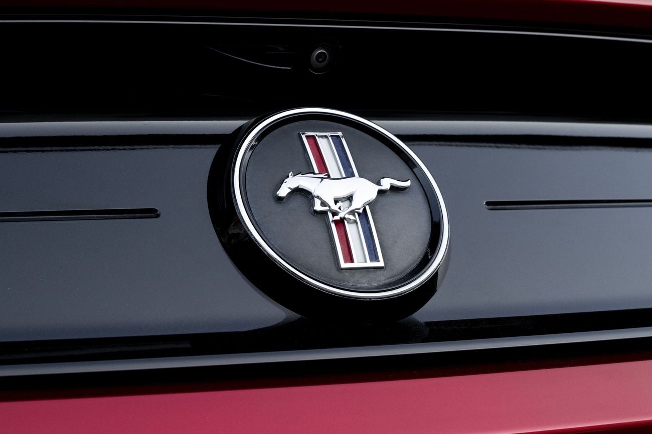 فورد موستانج Ecoboost Mustang Ecoboost | 2,644 P.M | 0% Downpayment | Ford Warranty + S/Contract | Low KM | Fuel Efficient