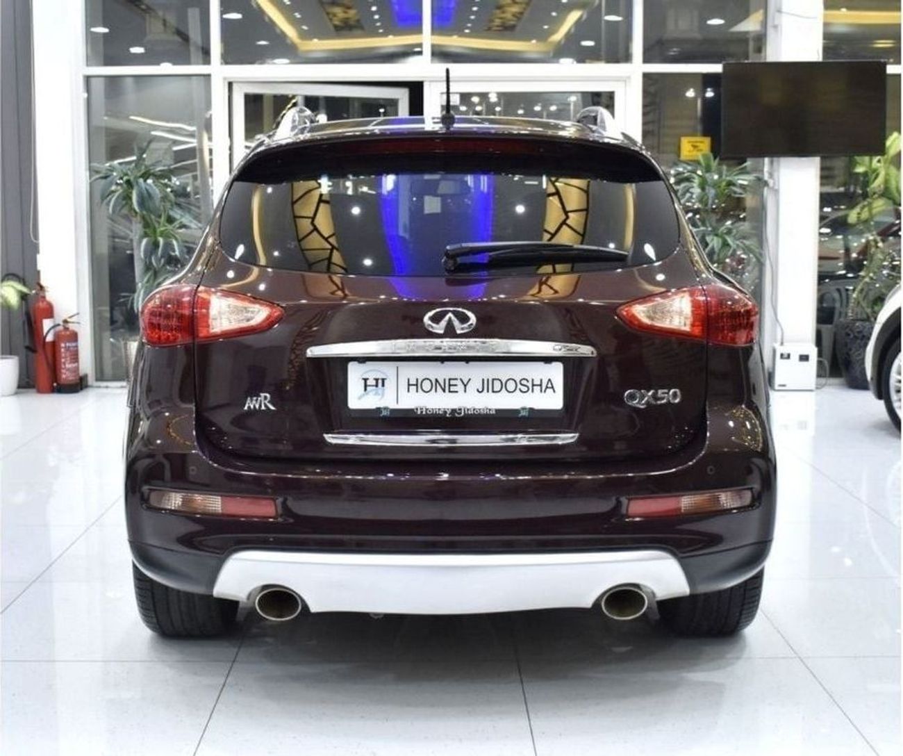 إنفينيتي QX50 EXCELLENT DEAL for our Infiniti QX50 ( 2017 Model ) in Burgundy Color GCC Specs