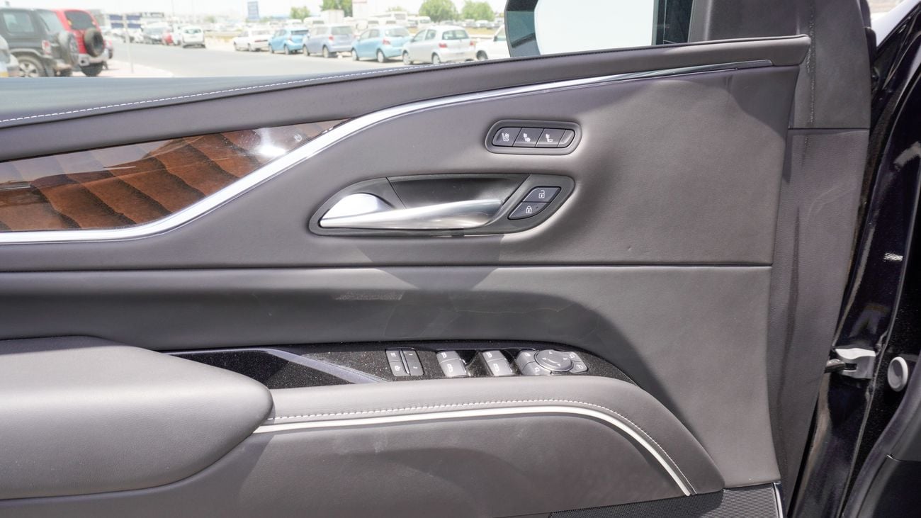 Cadillac Escalade 600