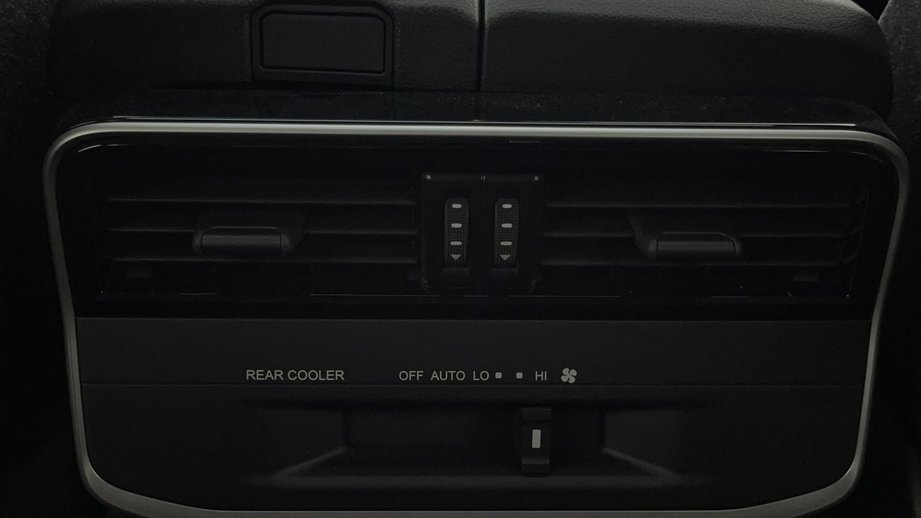 تويوتا لاند كروزر GXR 4 | بدون دفعة مقدمة | اختبار القيادة في المنزل